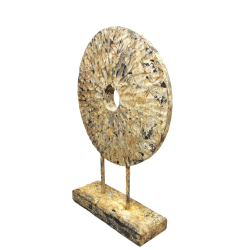 Rzeźba drewniana na podstawie Ozdoba drewniana Koło